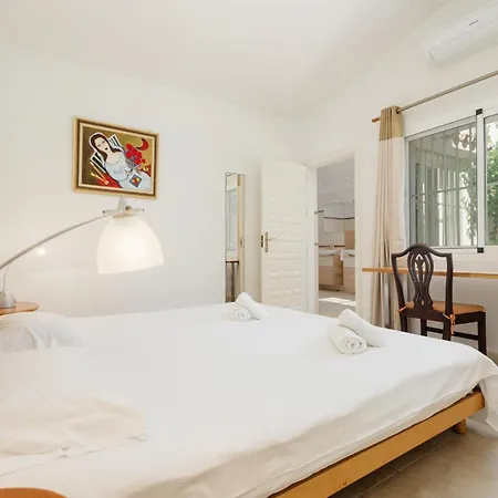 Bungalow Directly At The Beach Holiday home